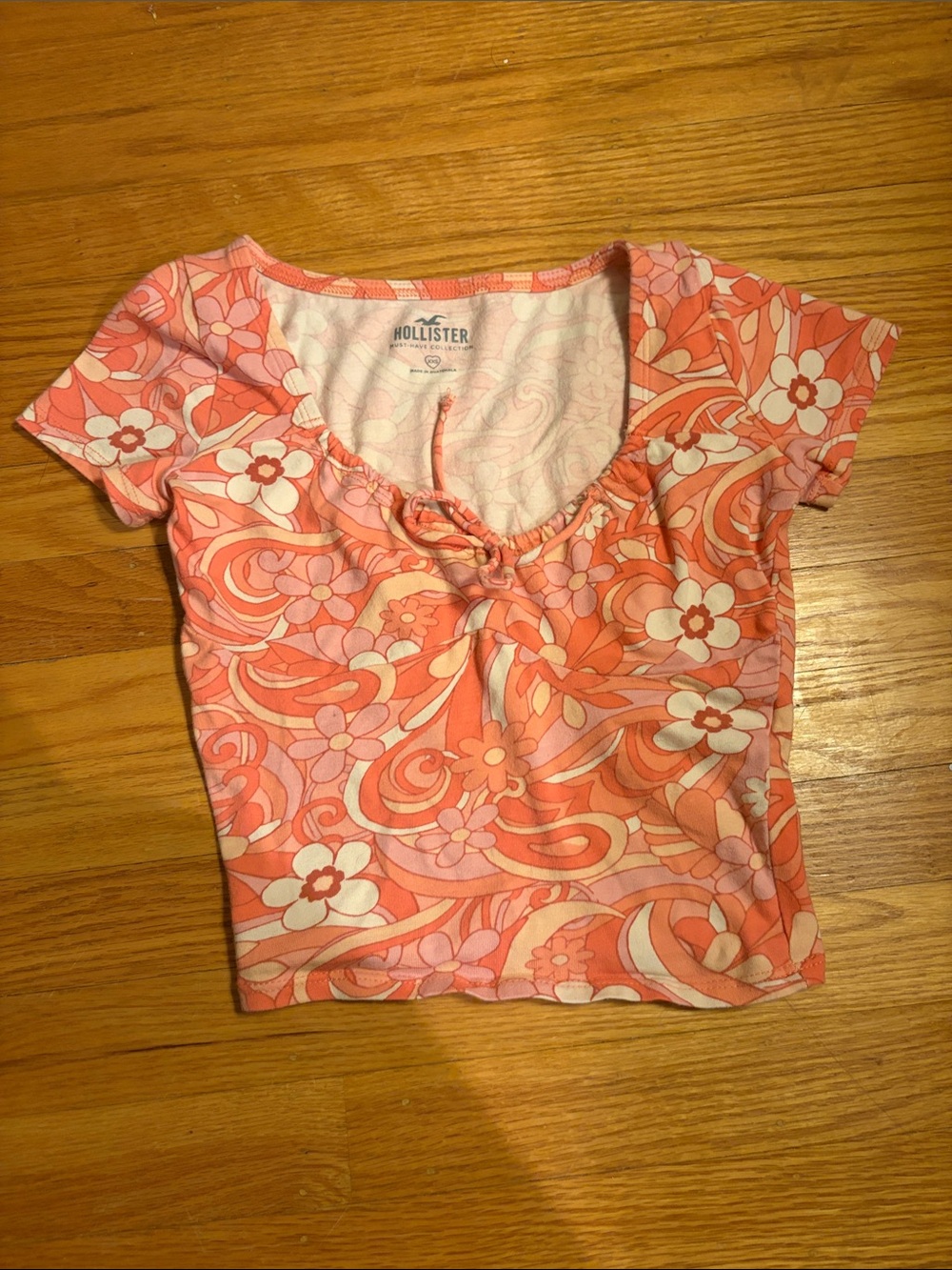Pink retro flowers Hollister crop top